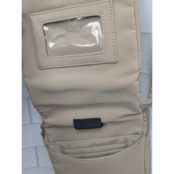 TravelSmith Crossbody Compact Traveling Purse w/flaw - Picture 3 of 8